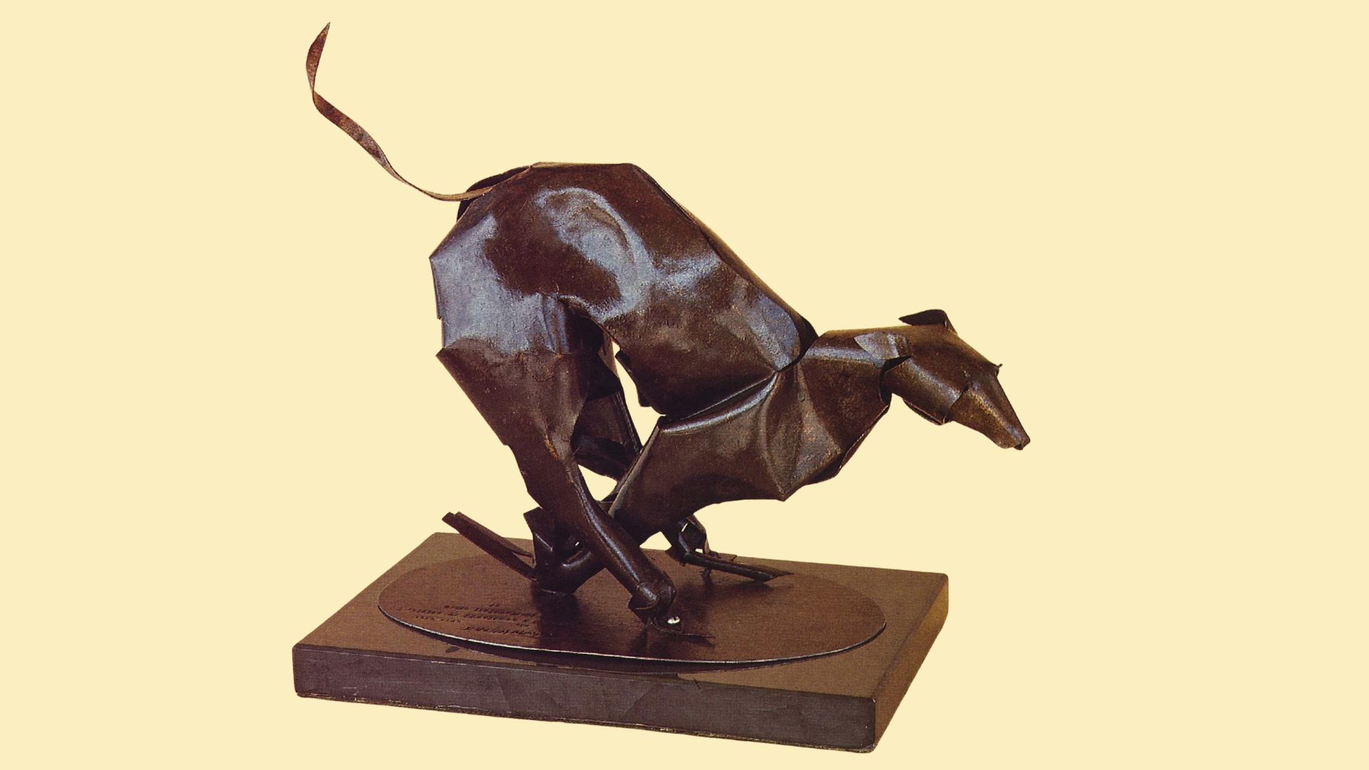 Escultura de Delfim Maya