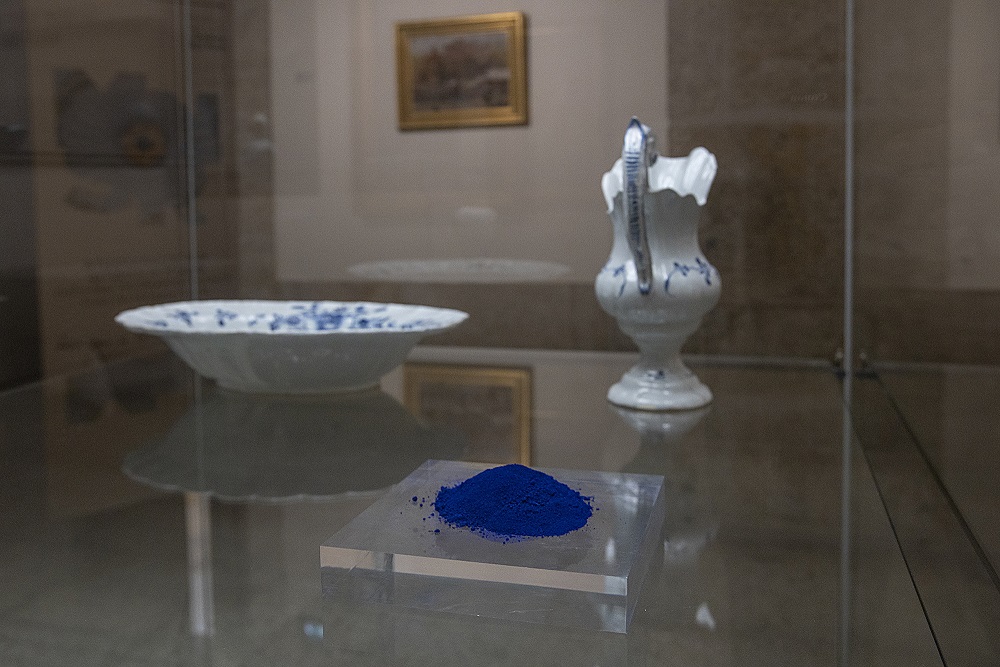 Exposição Azul de Safra